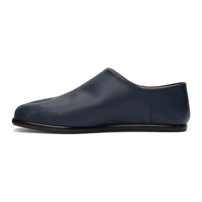 Shop Maison Margiela Blue Tabi Babouche Loafers In Deep Forest