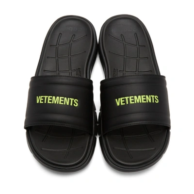 Shop Vetements Black Reebok Edition Logo Slides In Black / Yellow 14620