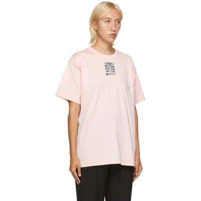 Shop Burberry Pink Carrick Zebra Eyes T-shirt In A2889 Pink