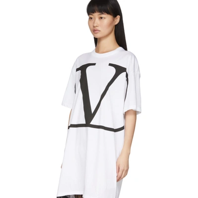 Shop Valentino White Vlogo Lace Dress In A01 Bianco/