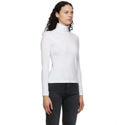 Shop Re/done White 60s Long Sleeve Turtleneck In Optic Whit