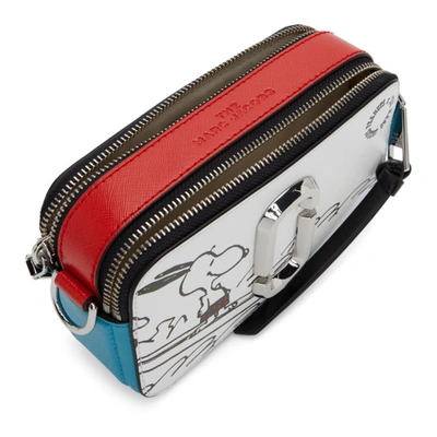 Shop Marc Jacobs Red & Blue Peanuts Edition Snoopy Snapshot Shoulder Bag In 101 White M