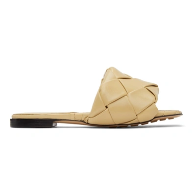 Shop Bottega Veneta Beige Intrecciato Lido Sandals In 2624 Cane Sugar