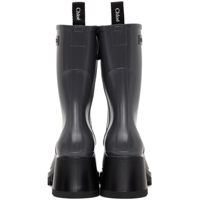 Shop Chloé Grey Betty Rain Boots In 955 Gry/blk