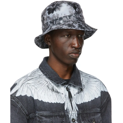 Shop Marcelo Burlon County Of Milan Grey & Black Starter Black Label Edition Cross Bucket Hat In White