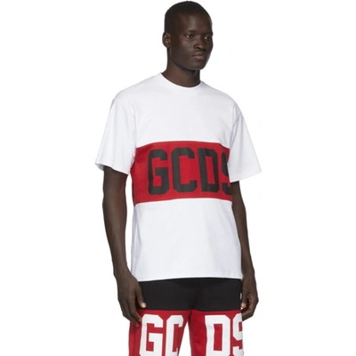 Shop Gcds White And Red Band Logo T-shirt In 01 White