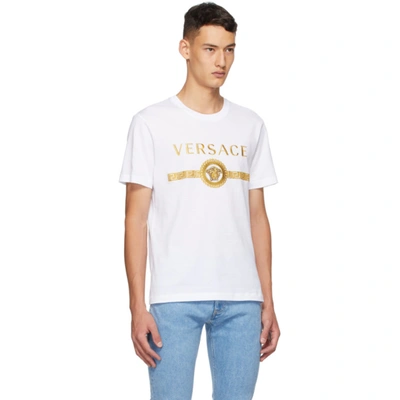 Shop Versace White Vintage Medusa Taylor T-shirt In A1001 White