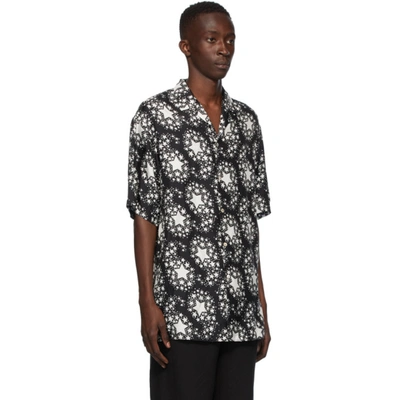 Shop Gucci Black Silk Star Print Bowling Shirt In 1060 Bkivry