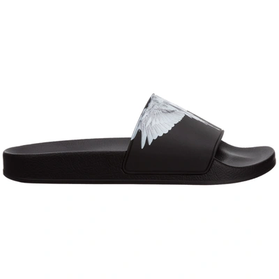 Shop Marcelo Burlon County Of Milan Men's Slippers Sandals  Wings In Black