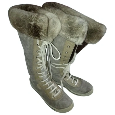 Pre-owned Marc Jacobs Snow Boots In Grey