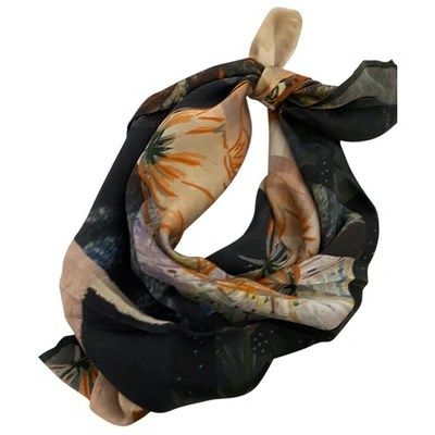 Pre-owned Holzweiler Silk Neckerchief In Multicolour