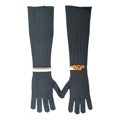 Pre-owned Prada Grey Gloves
