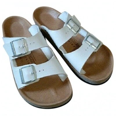 Pre-owned Birkenstock White Leather Sandals