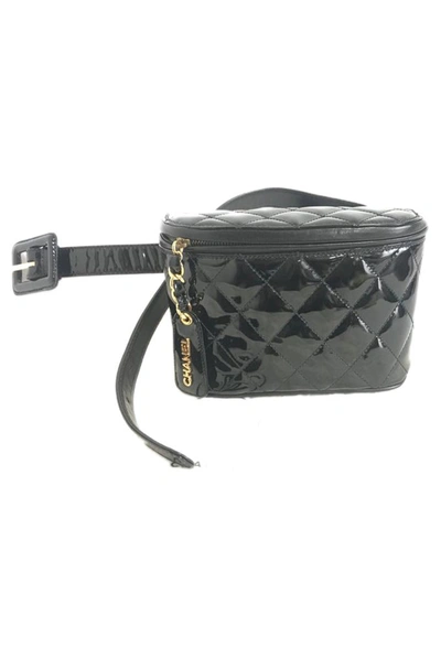 Pre-owned Chanel Patent Leather Fanny Pack In Grey