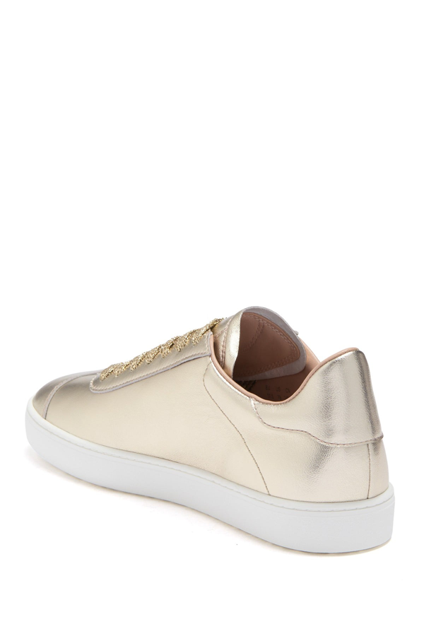 stuart weitzman excelsa leather sneakers