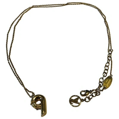 Pre-owned Louis Vuitton Alphabet Lv&me Gold Metal Necklace