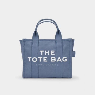 Shop Marc Jacobs (the) Mini Traveler Tote Aus Blauer Baumwolle In Blue