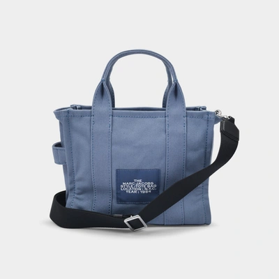 Shop Marc Jacobs (the) Mini Traveler Tote Aus Blauer Baumwolle In Blue