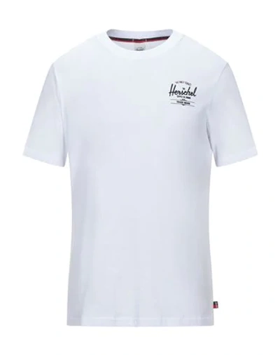 Shop Herschel Supply Co . Man T-shirt White Size 40 Cotton
