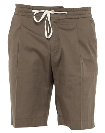 Shop Obvious Basic Shorts & Bermuda Shorts In Military Green