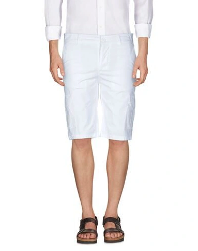 Shop Alpha Studio Man Shorts & Bermuda Shorts White Size 28 Cotton, Elastane