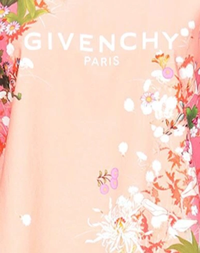 Shop Givenchy T-shirt In Salmon Pink