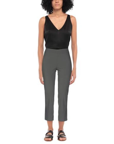 Avenue Montaigne Cropped Pants In Green