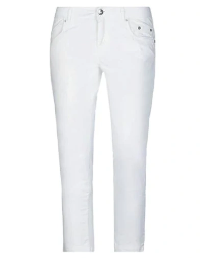 Shop Siviglia Cropped Pants In Ivory