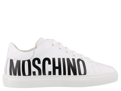 Shop Moschino Low Top Sneakers In Bianco