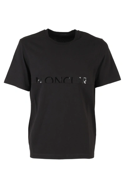 Shop Moncler Short Sleeve T-shirt In Nero