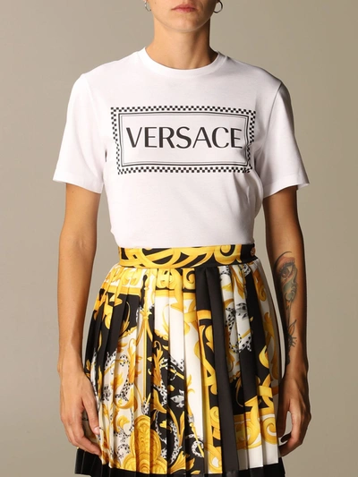 Shop Versace T-shirt With 90s Vintage Logo In White