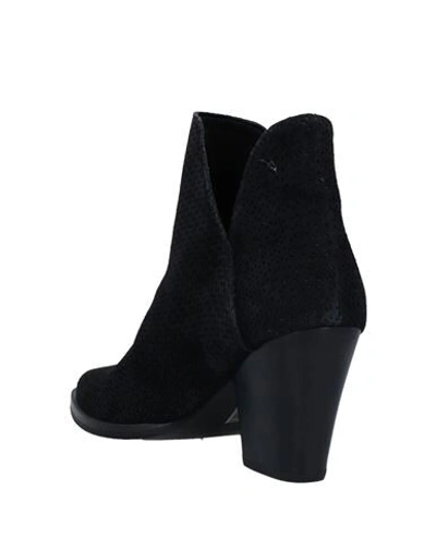 Carmens Ankle Boots In Black