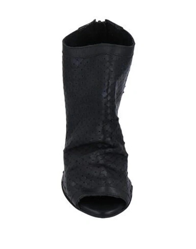 Noa A. Ankle Boots In Black