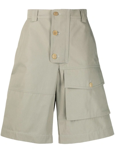 Shop Jacquemus Laurier Cargo Shorts In Green