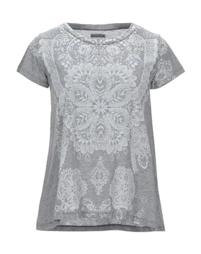 Shop Archivio B T-shirts In Grey