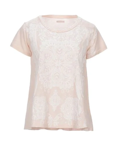 Shop Archivio B T-shirts In Pale Pink