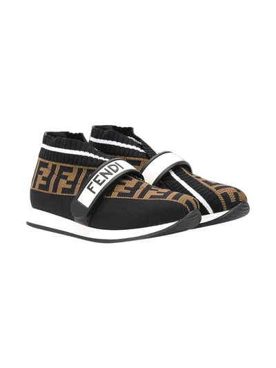 Shop Fendi Sneakers In Nero/bianco