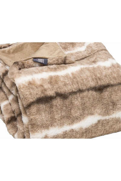 Shop Luxe Faux Fur Throw In Dayton Beige Rabbit