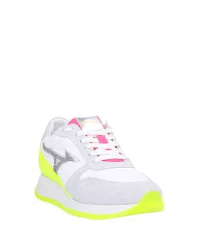 Mizuno Sneakers In White