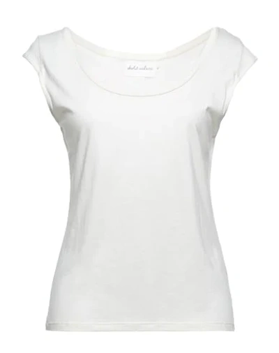Shop Absolut Cashmere T-shirts In Ivory