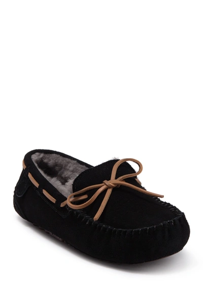 Shop Fireside By Dearfoams Victor Genuine Shearling Slipper In Black