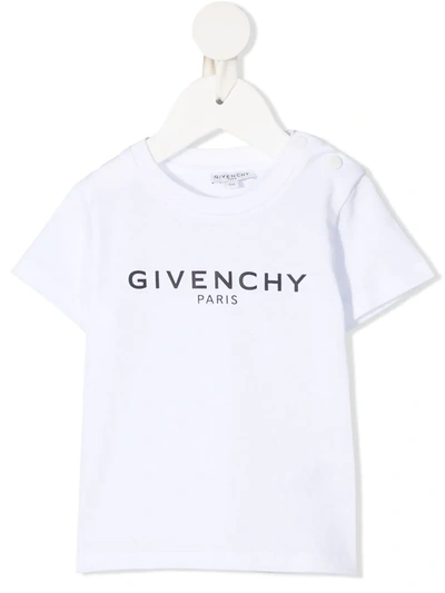 Shop Givenchy Logo-print Short-sleeved T-shirt In 白色