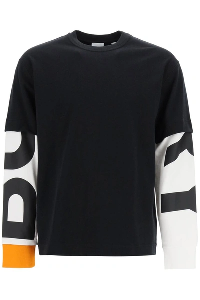 Shop Burberry T-shirt Con Logo Sulle Maniche In Black