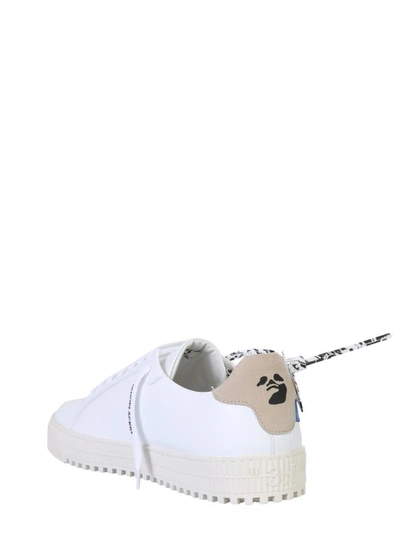 Shop Off-white "arrow" Sneakars In White