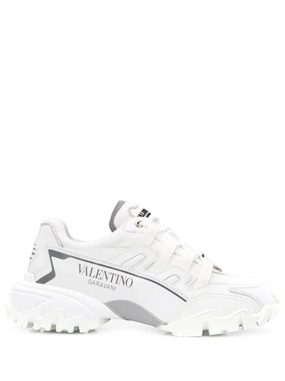 Shop Valentino Garavani Sneakers In Bianco