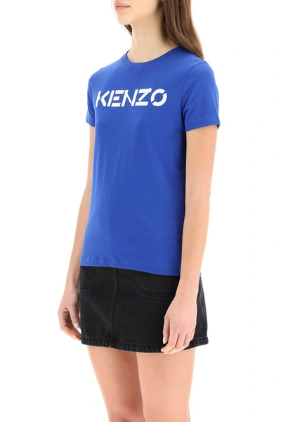 Shop Kenzo T-shirt With Logo Print In Royal Blue