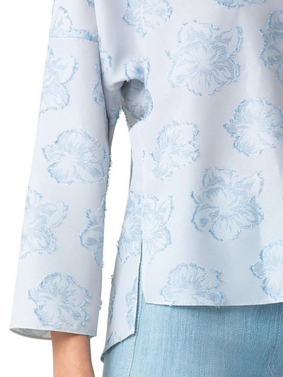 Shop Akris Punto Jacquard Flower Kimono Blouse In Sun Bleached Denim