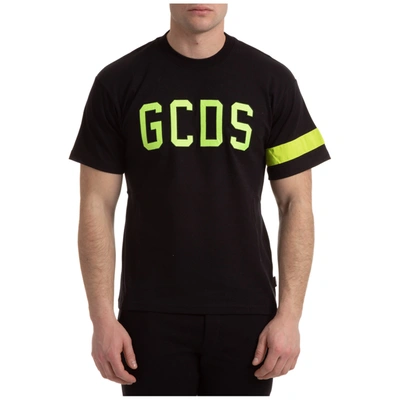 Shop Gcds Men's Short Sleeve T-shirt Crew Neckline Jumper Logo In Black