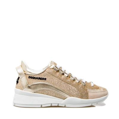 Shop Dsquared2 551 Glitter Platinum Sneaker In Oro