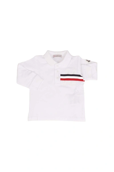 Shop Moncler T-shirt In Bianco